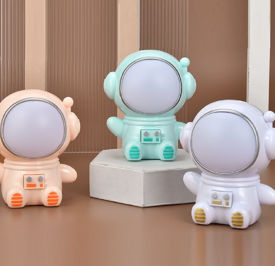 astronot-lamba- Astronot Masa Lambası, Renk Değiştiren, 10X9 - Görsel 1