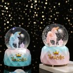 Unicorn Büyük Boy Kar Küresi Işıklı, Müzikli, Püskürtmeli, 16 cm